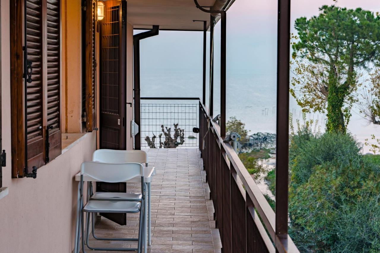 Casa Lugana 19 - Monolocale Con Piscina Direttamente A Lago 西尔米奥奈 外观 照片