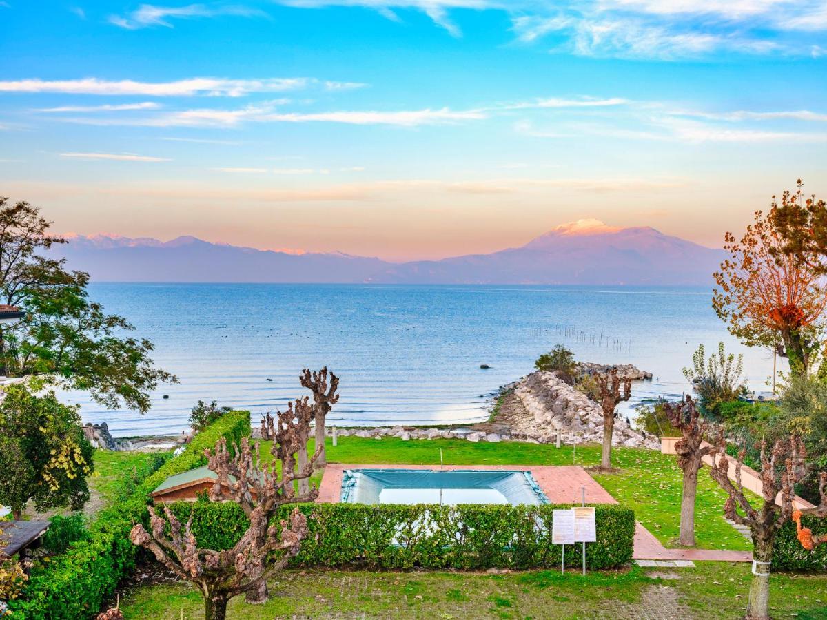 Casa Lugana 19 - Monolocale Con Piscina Direttamente A Lago 西尔米奥奈 外观 照片